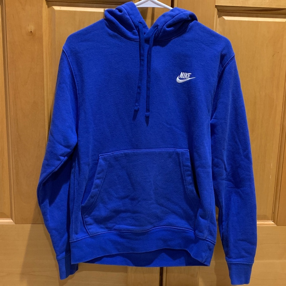 Nike sweatshirt
